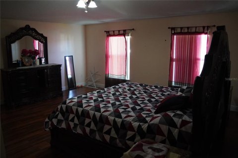 Casa en venta en Kissimmee, Florida, 4 dormitorios, 264.21 m2 № 2236537 - foto 9
