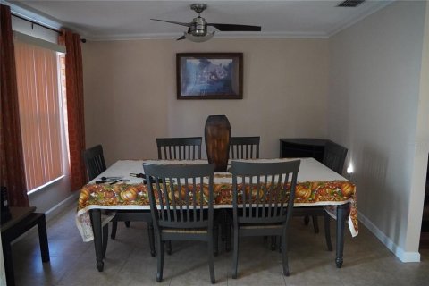 Casa en venta en Kissimmee, Florida, 4 dormitorios, 264.21 m2 № 2236537 - foto 4