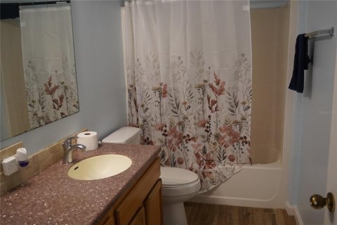 Casa en venta en Kissimmee, Florida, 4 dormitorios, 264.21 m2 № 2236537 - foto 10