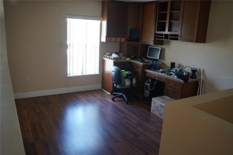 Casa en venta en Kissimmee, Florida, 4 dormitorios, 264.21 m2 № 2236537 - foto 12