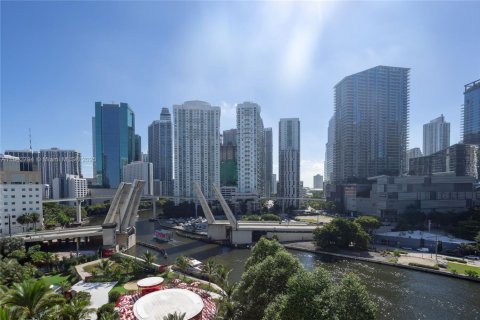 Купить кондоминиум в Майами, Флорида 2 спальни, 102.1м2, № 1983351 - фото 24