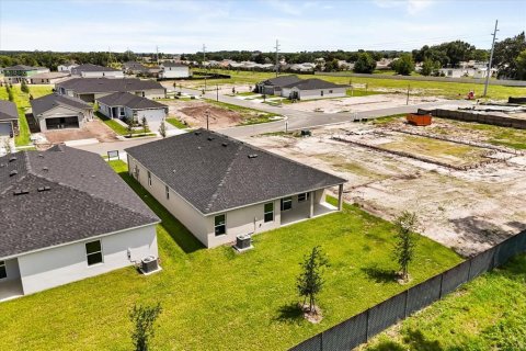 Купить виллу или дом в Лейк-Уэльс, Флорида 3 комнаты, 201.41м2, № 1409512 - фото 18