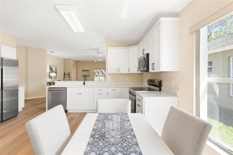 House in Wesley Chapel, Florida 3 bedrooms, 167.04 sq.m. № 1586479 - photo 15
