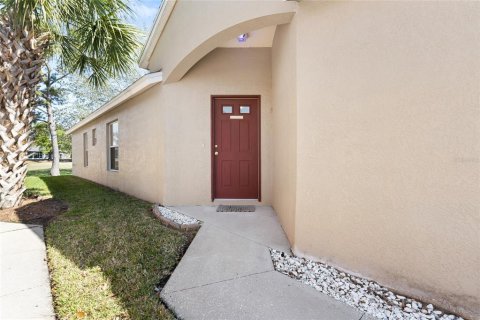 House in Wesley Chapel, Florida 3 bedrooms, 167.04 sq.m. № 1586479 - photo 6