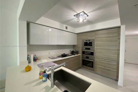 Copropriété à louer à Sunny Isles Beach, Floride: 3 chambres, 141.58 m2 № 1961895 - photo 5