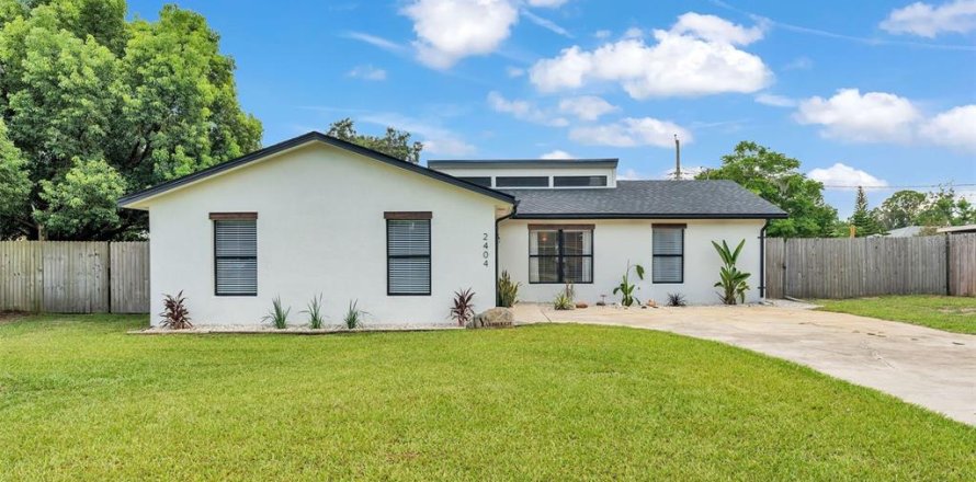 Casa en Lakeland, Florida 3 dormitorios, 152.27 m2 № 1857674
