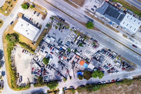 Propiedad comercial en venta en Miami, Florida № 2055247 - foto 23