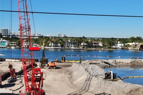 Condo in Fort Lauderdale, Florida, 2 bedrooms  № 284495 - photo 1