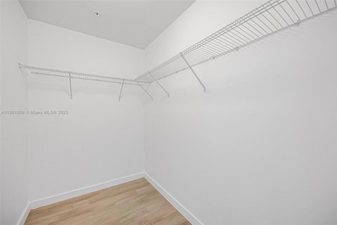 Copropriété à vendre à Miami, Floride: 1 chambre, 76.09 m2 № 1954213 - photo 17