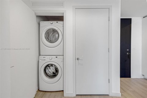 Copropriété à vendre à Miami, Floride: 1 chambre, 76.09 m2 № 1954213 - photo 21