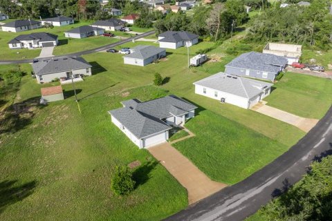 House in Ocala, Florida 3 bedrooms, 119.29 sq.m. № 1893903 - photo 23