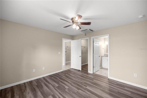 House in Ocala, Florida 3 bedrooms, 119.29 sq.m. № 1893903 - photo 10