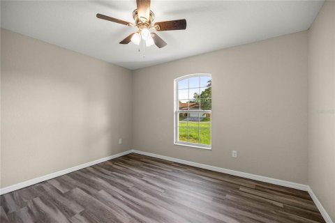House in Ocala, Florida 3 bedrooms, 119.29 sq.m. № 1893903 - photo 13