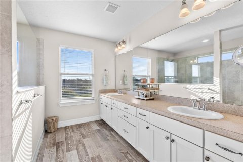 Casa en venta en Orlando, Florida, 5 dormitorios, 378.58 m2 № 2196605 - foto 23