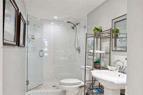 Copropriété à louer à Miami Beach, Floride: 1 chambre, 91.04 m2 № 1693659 - photo 30