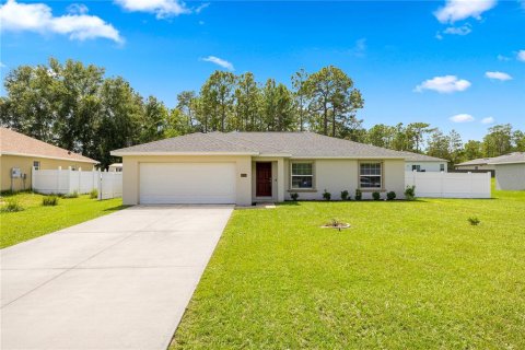 House in Ocala, Florida 3 bedrooms, 125.33 sq.m. № 1904969 - photo 1