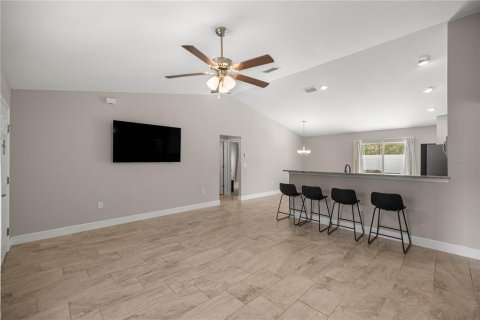 House in Ocala, Florida 3 bedrooms, 125.33 sq.m. № 1904969 - photo 11