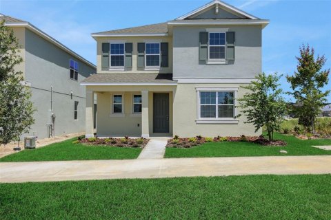 House in Apopka, Florida 4 bedrooms, 260.78 sq.m. № 1869459 - photo 1