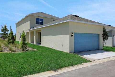 House in Apopka, Florida 4 bedrooms, 260.78 sq.m. № 1869459 - photo 4