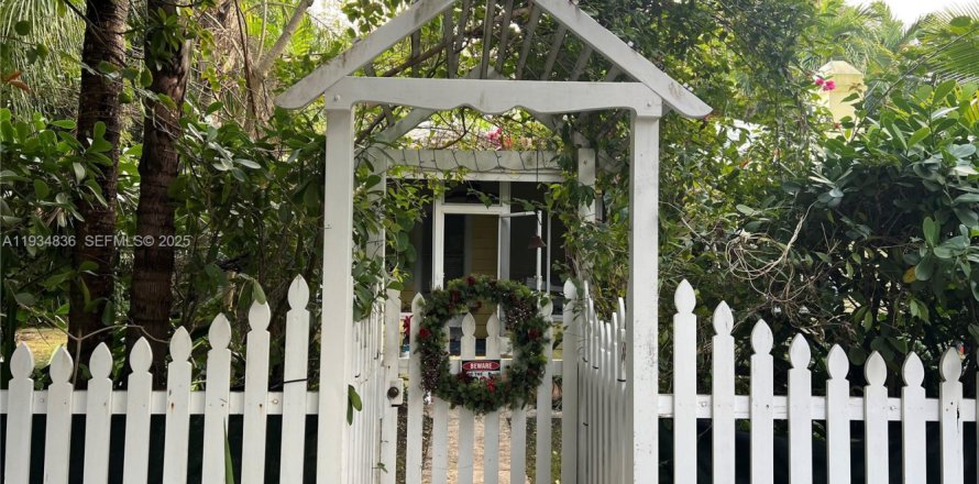 Casa en Miami, Florida 2 dormitorios, 83.61 m2 № 1993519