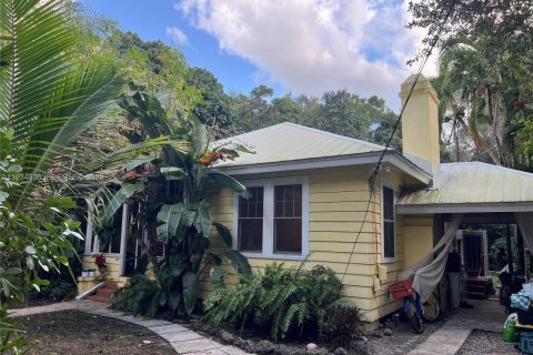 Casa en venta en Miami, Florida, 2 dormitorios, 83.61 m2 № 1993519 - foto 2