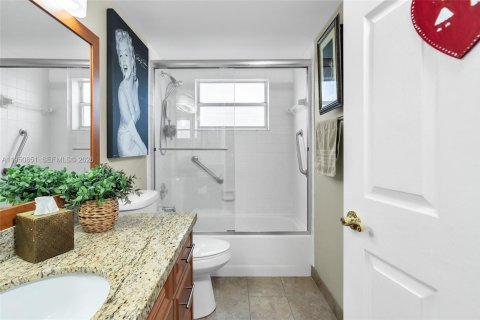 Condominio en venta en Sunrise, Florida, 3 dormitorios, 136.57 m2 № 2009402 - foto 30