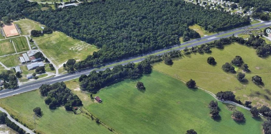 Land in Brooksville, Florida № 1639705