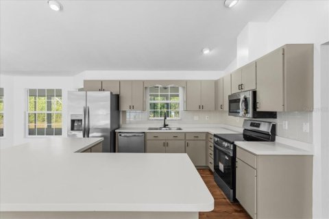 House in Old Town, Florida 3 bedrooms, 170.57 sq.m. № 2116733 - photo 20