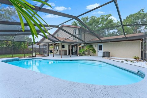 Villa ou maison à vendre à Tampa, Floride: 4 chambres, 191.94 m2 № 1866962 - photo 4