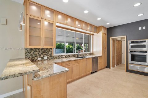 Купить виллу или дом в Майами, Флорида 3 спальни, 158.86м2, № 2043564 - фото 5