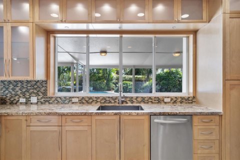 Купить виллу или дом в Майами, Флорида 3 спальни, 158.86м2, № 2043564 - фото 7