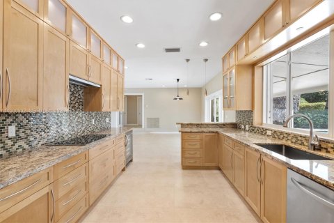 Купить виллу или дом в Майами, Флорида 3 спальни, 158.86м2, № 2043564 - фото 4