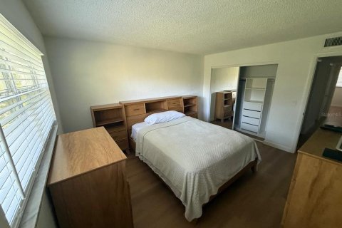 Condo in Daytona Beach, Florida, 2 bedrooms  № 1766213 - photo 17