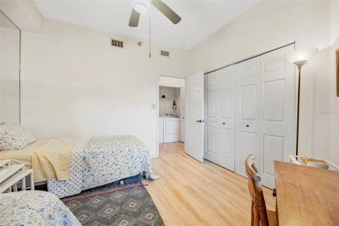 Condo in Palm Coast, Florida, 2 bedrooms  № 1666726 - photo 14