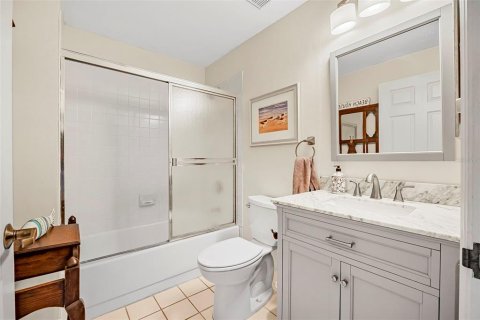 Condo in Palm Coast, Florida, 2 bedrooms  № 1666726 - photo 11
