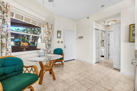 Condo in Palm Coast, Florida, 2 bedrooms  № 1666726 - photo 6