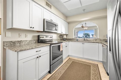 Condo in Palm Coast, Florida, 2 bedrooms  № 1666726 - photo 5