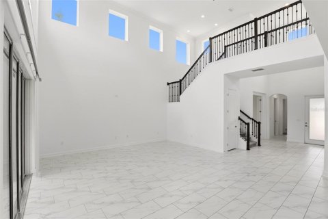 Villa ou maison à louer à Sanford, Floride: 6 chambres, 414.07 m2 № 2297277 - photo 21