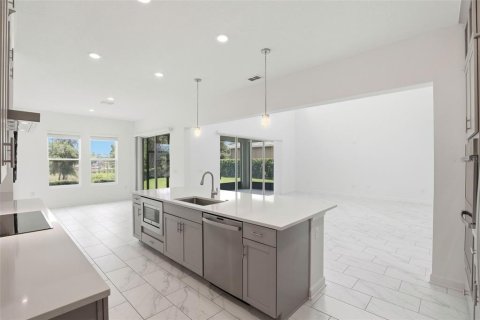 Villa ou maison à louer à Sanford, Floride: 6 chambres, 414.07 m2 № 2297277 - photo 13