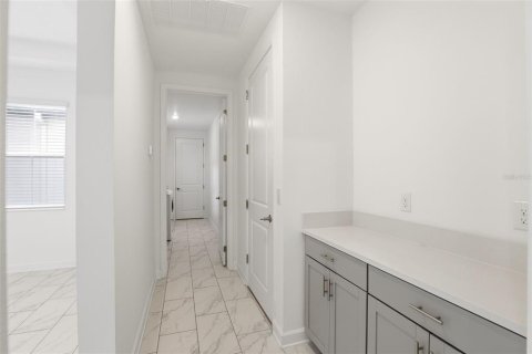 Villa ou maison à louer à Sanford, Floride: 6 chambres, 414.07 m2 № 2297277 - photo 30