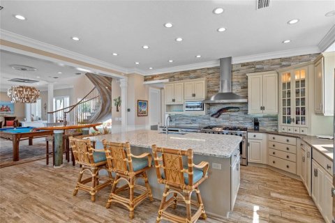 Casa en venta en New Smyrna Beach, Florida, 5 dormitorios, 387.22 m2 № 1886499 - foto 24