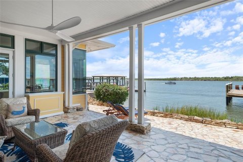 Casa en venta en New Smyrna Beach, Florida, 5 dormitorios, 387.22 m2 № 1886499 - foto 29