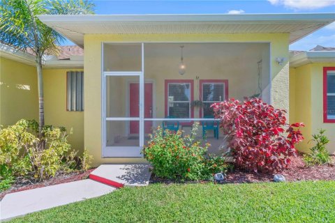 Casa en venta en Port Charlotte, Florida, 3 dormitorios, 164.99 m2 № 2096528 - foto 5