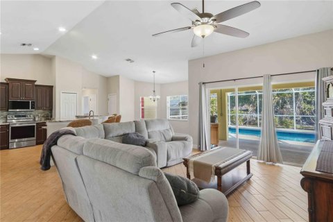 Casa en venta en Port Charlotte, Florida, 3 dormitorios, 164.99 m2 № 2096528 - foto 9