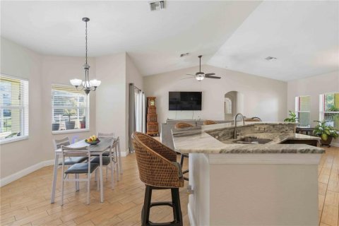 Casa en venta en Port Charlotte, Florida, 3 dormitorios, 164.99 m2 № 2096528 - foto 20