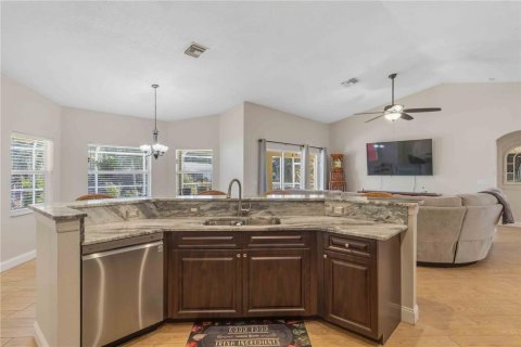 Casa en venta en Port Charlotte, Florida, 3 dormitorios, 164.99 m2 № 2096528 - foto 17