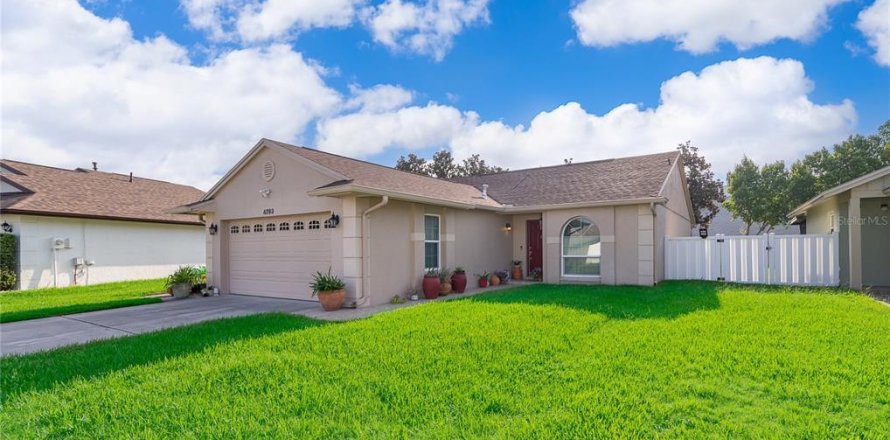 Casa en Kissimmee, Florida 3 dormitorios, 157.93 m2 № 2230539