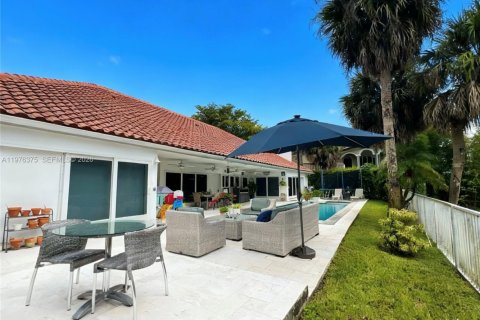 Villa ou maison à louer à Doral, Floride: 4 chambres, 280.38 m2 № 2042868 - photo 29