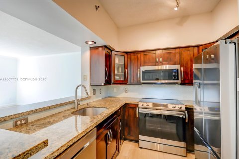 Condominio en alquiler en Aventura, Florida, 1 dormitorio, 83.89 m2 № 2072128 - foto 11