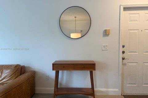 Condominio en alquiler en Aventura, Florida, 1 dormitorio, 83.89 m2 № 2072128 - foto 4